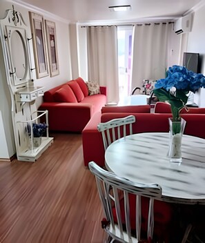 Living area - Siga Gramado-Casa de Vó c TVsmart e Wifi (Gramado)