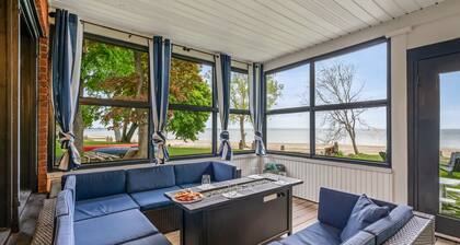 Waverly Place Beach House in the heart of Fort Erie with Private Lakefront Beach