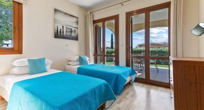 2 間睡房、熨斗/熨衫板、免費 Wi-Fi、床單