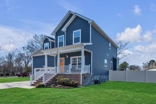 Exterior - A Calm Haven in A Beautiful City (Hampton)