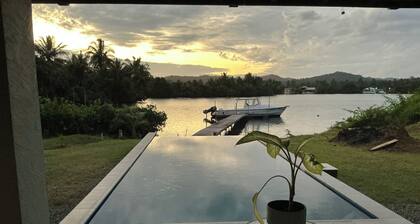 The Harbour House. 3-bedroom waterfront villa in enchanting Pacific Harbour