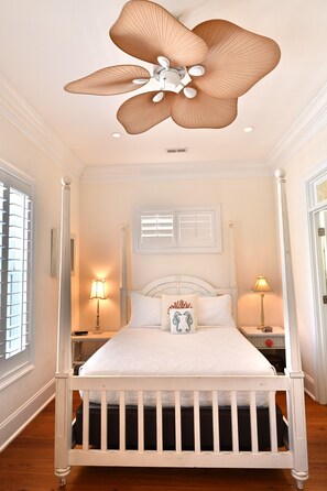 6 habitaciones, tabla de planchar con plancha y wifi gratis 