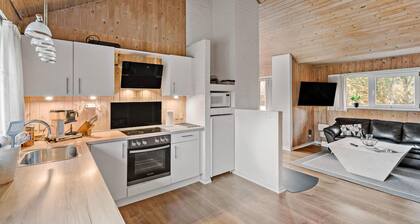 Nice home in Nørre Nebel with sauna