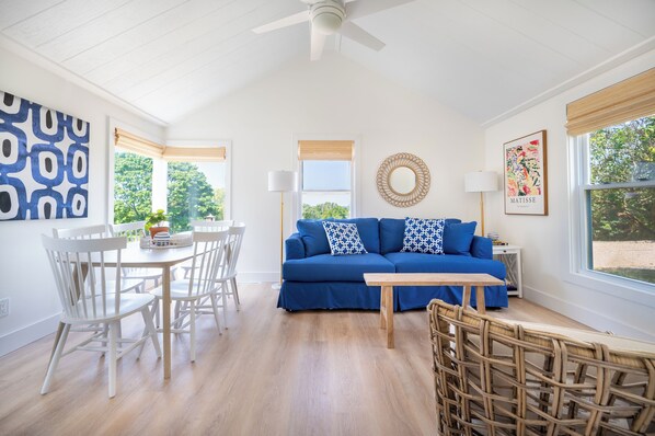 Smart TV, table football, ping pong - Large Family-Friendly Cottage (Waterford)