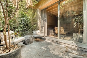 Luxury Studio Suite | Terrace/patio - ONTO Alvaro Obregon Mexico City (Mexico City)