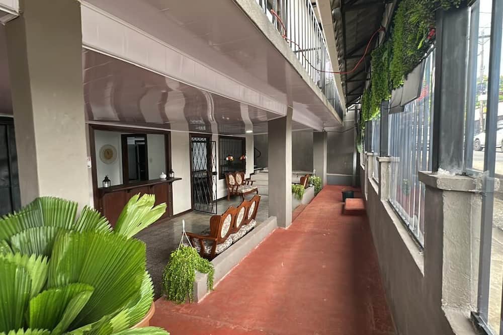 Airport SJO5 min -Marianas Apartments