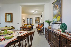 Dining - Villa Scini by Rentbeat (Roma)