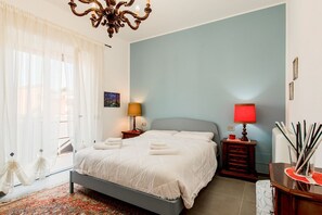 3 bedrooms, iron/ironing board, travel cot, WiFi