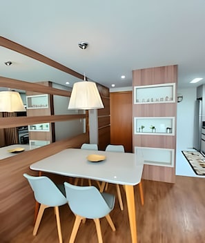 Huoneisto | Ruokailu