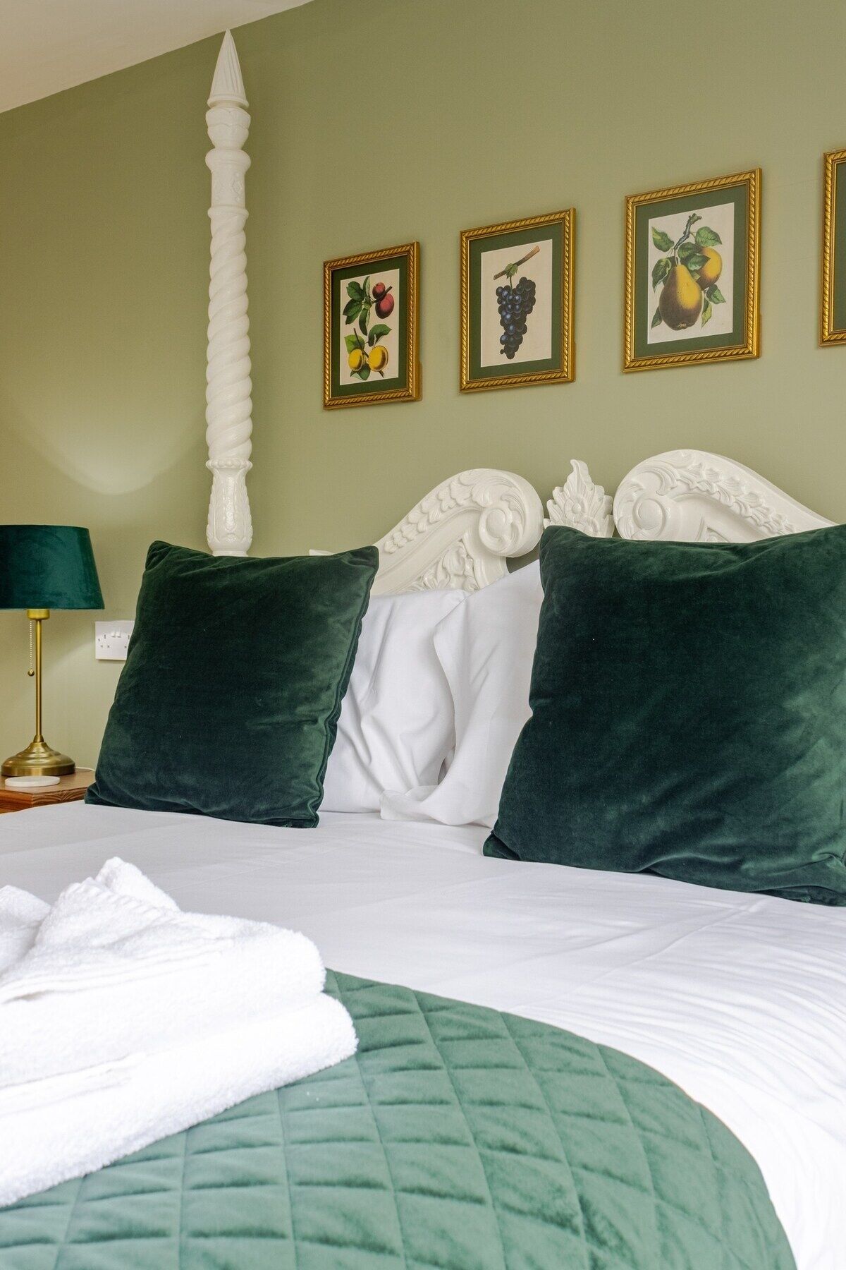 Silitysrauta/-lauta, internet, vuodevaatteet