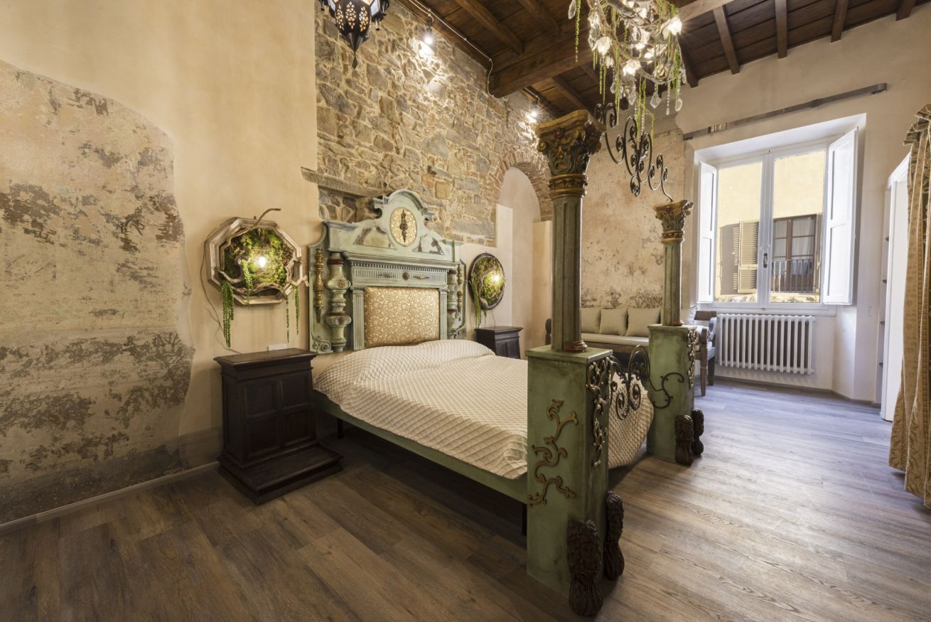 4 bedrooms, iron/ironing board, WiFi