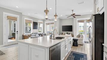 House (3 Bedrooms) | Bahagian dalam