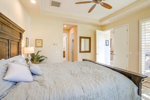 3 bedrooms, desk, iron/ironing board, WiFi