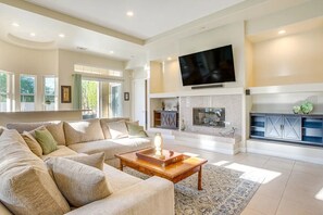 Smart TV, fireplace, computer monitors