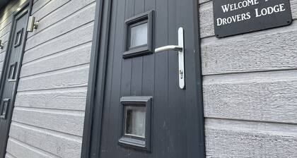 Central Scotland Cosy Farm Stay at Drovers Lodge, Perfect for families and pets!