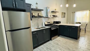 Fridge, microwave, oven, stovetop