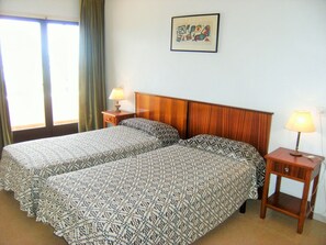 Apartment | 3 bedrooms, iron/ironing board - Apartment in Spain With Stunning Beach Views (Torroella de Montgrí)