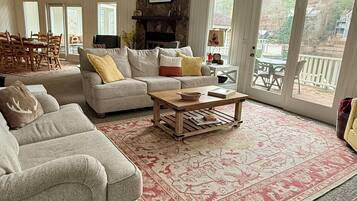 TV connectée, cheminée