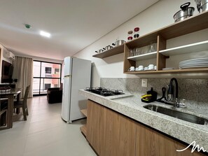 Family Apartment | Private kitchen - Oceânica Cabo Branco (João Pessoa)