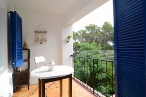 Apartment | Outdoor dining - Apartment in Pals Near Platja de Pals Beach (Pals)