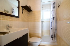 House | Bathroom