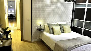 2 habitaciones, tabla de planchar con plancha, cuna de viaje y wifi