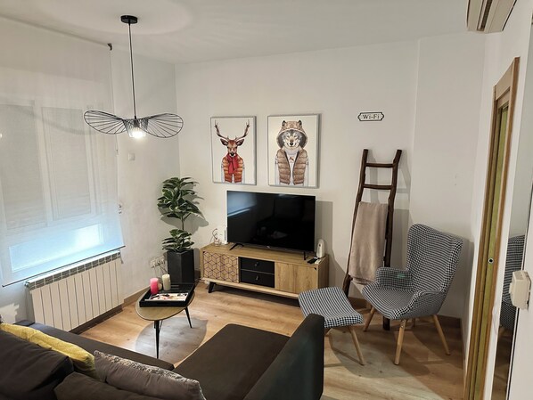 Living area - Origin Sacramento Deluxe (Zaragoza)