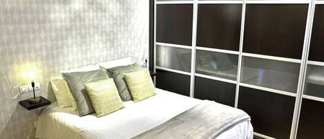 2 sovrum, strykjärn/strykbräda, resesäng och wi-fi