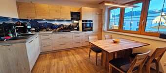 Apartment Hipp No. 8 - 74m² new building on the 1st floor with balcony and mountain view in a top location