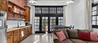 Historic Firehouse within a short stroll to Downtown Chandler, 2 beds, 1 bath,  