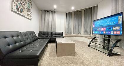 1103#201-Charming 2-bedroom apartment with AC, WiFi in brilliant Dubuque