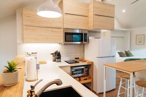 Fridge, microwave, dishwasher, coffee/tea maker