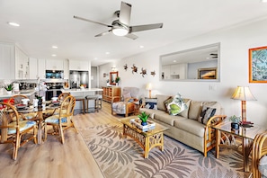 Smart TV - Modern Comfort with Breathtaking Ocean Views (Kihei)