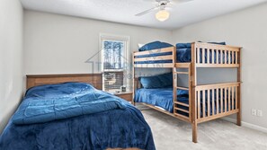 2 bedrooms, WiFi, bed sheets