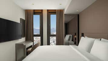 Caja de seguridad en la habitación y decoración personalizada