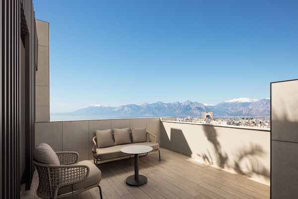 Suite, 1 Bedroom, Terrace, City View | City view