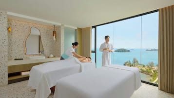 Couples treatment rooms, sauna, body treatments, aromatherapy