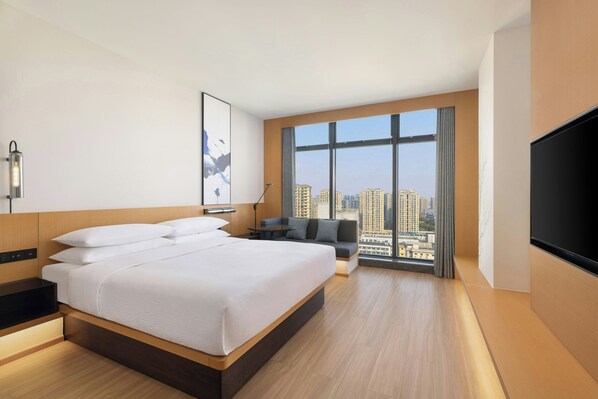 Room, 1 King Bed, City View
