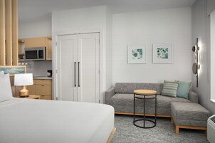 Hypo-allergenic bedding, in-room safe, desk, laptop workspace