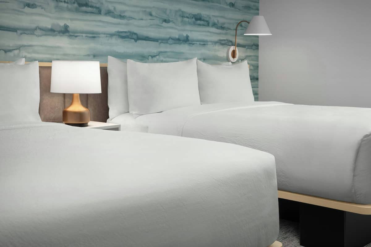 Studio, 2 Queen Beds