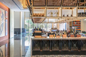 Bar en el lobby
