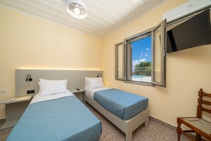 3 habitaciones, tabla de planchar con plancha y wifi gratis 