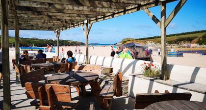 Cornwall Sea/Countryside Caravan with Hot Tub Family and Pet Friendly