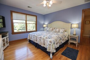 4 quartos, Wi-Fi de cortesia, roupa de cama
