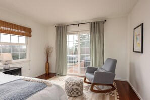 2 室のベッドルーム、アイロン / アイロン台、WiFi (無料)、ベッドシーツ