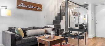 Stylish Studio Retreat with Hot Tub Access
