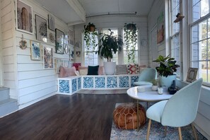 Interior - Masters Tournament Oasis Walking Distance & Tunnel Access (Augusta)