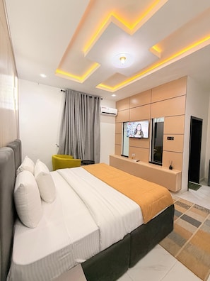 Executive Room | Desk, laptop workspace, free WiFi - The Peachtree Hotel Lagos (Lekki)