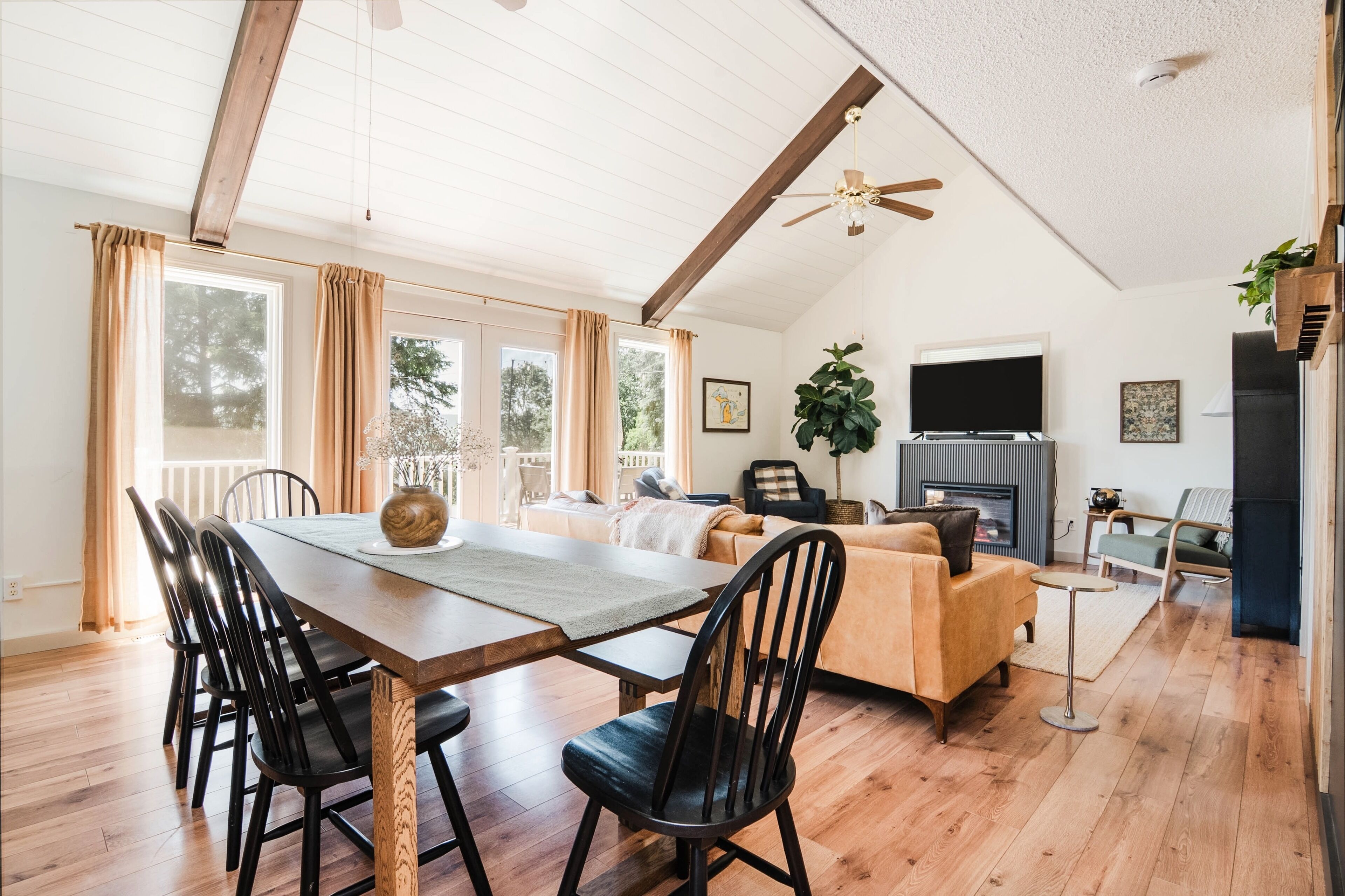 Smart TV, fireplace, video games, table football