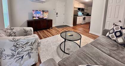 Cozy & quiet 4 Four. Pets Yes!